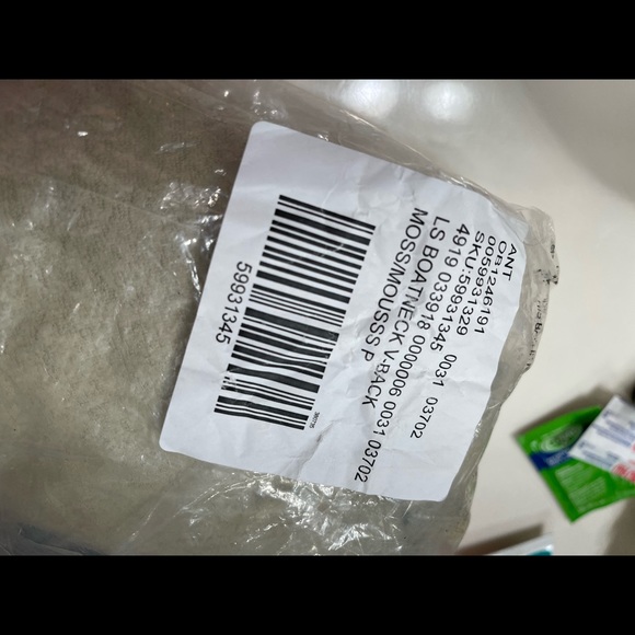 Petite Anthropology NWT Rhea Boatneck Top - Picture 8 of 8